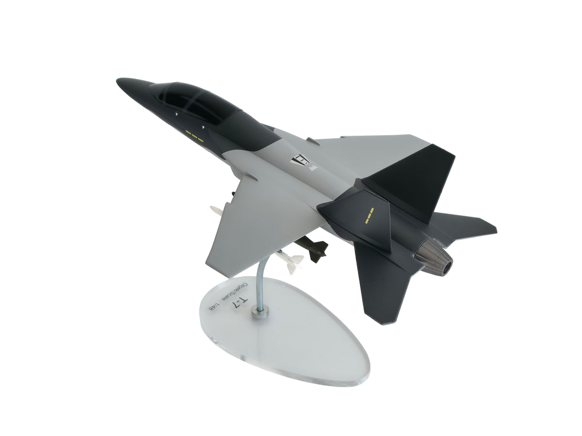 1/48 T-7A Red Hawk (HAFİF TAARRUZ VER.)