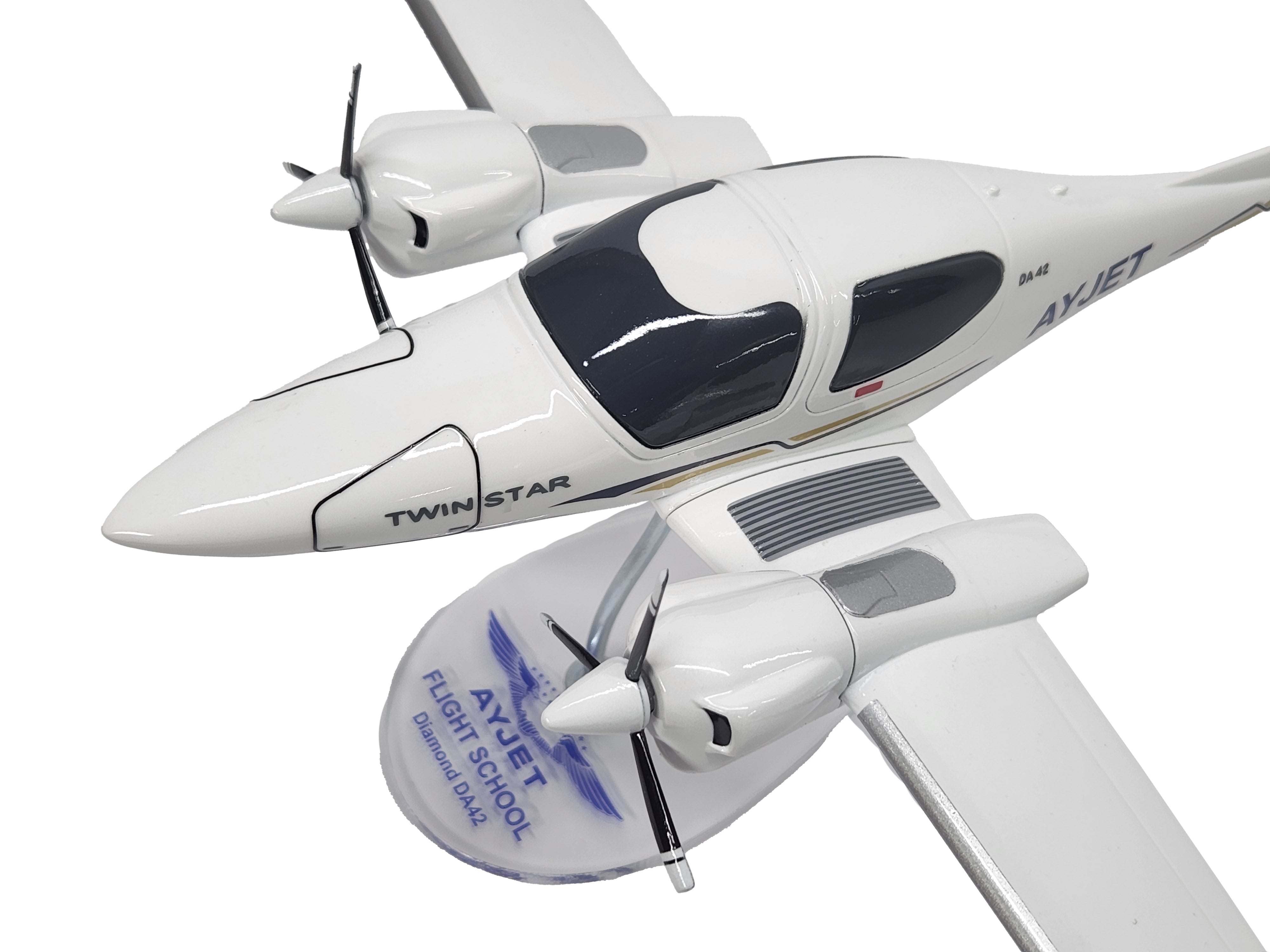 1/32 DA-42