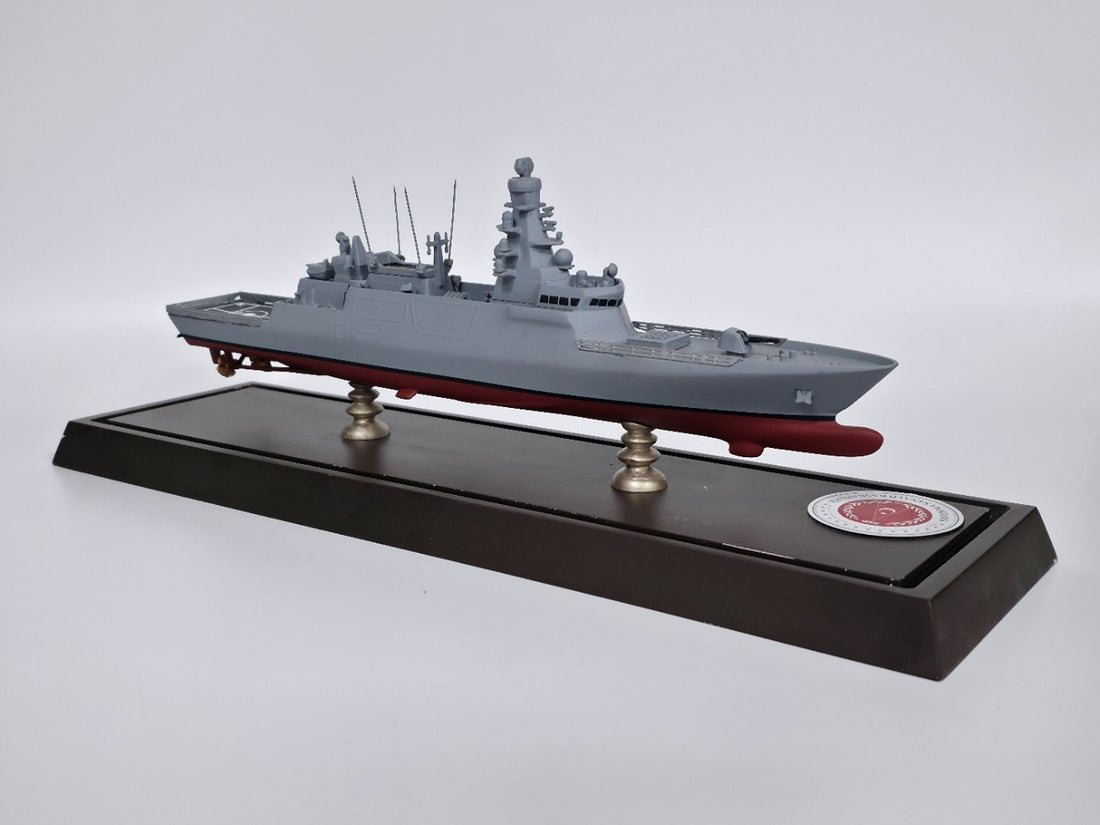 1/330 İstif Sınıfı MİLGEM Frikate Maketi