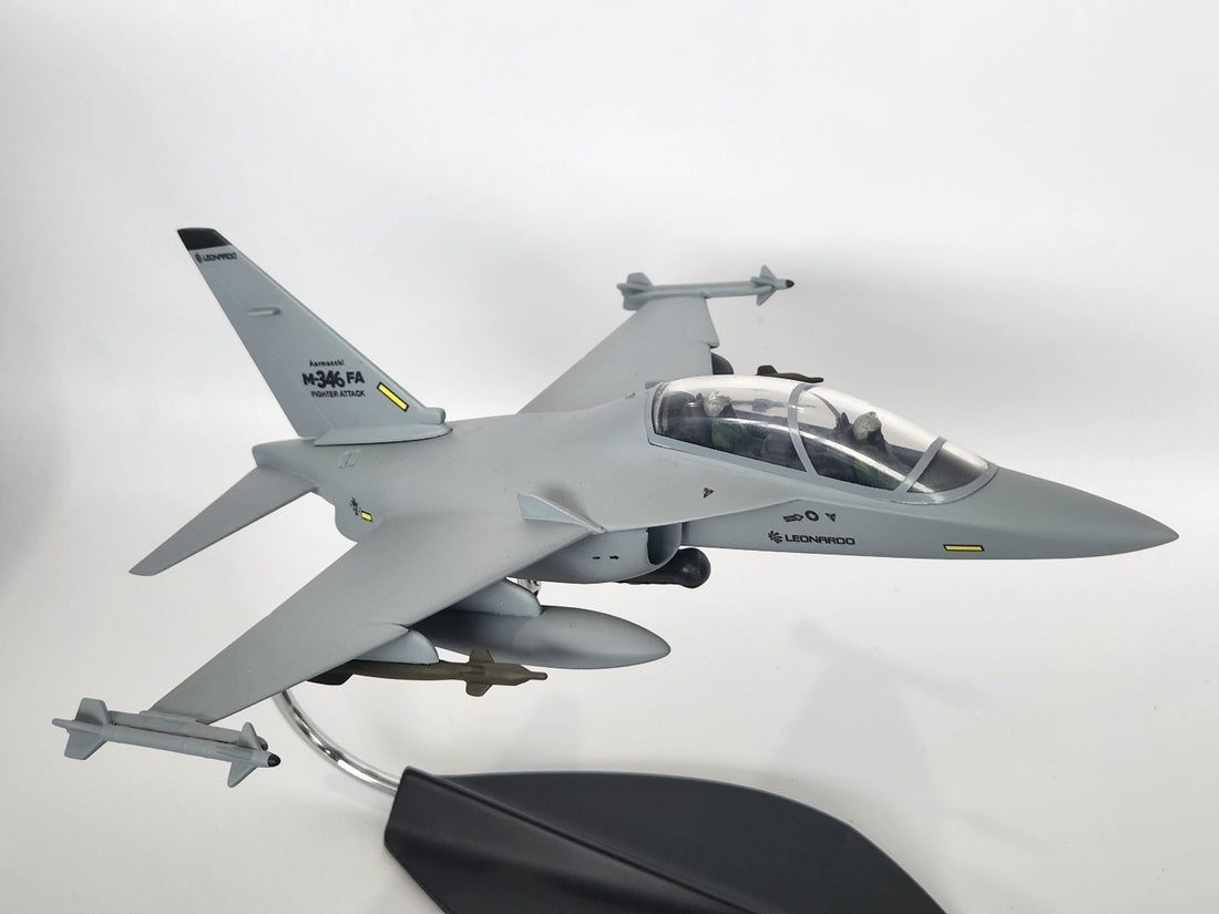 1/48 Aermacchi M346 Blok 20